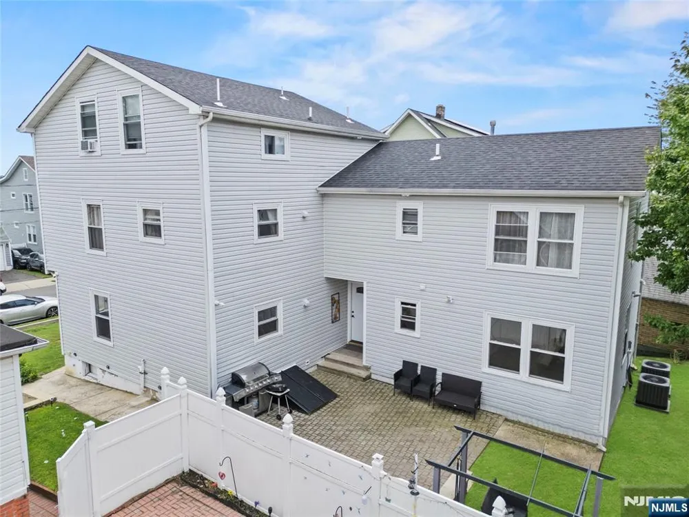97 Cedar Hill Avenue Belleville, NJ 07109