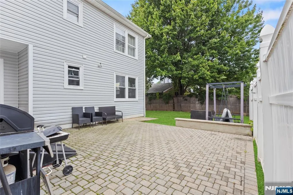 97 Cedar Hill Avenue Belleville, NJ 07109
