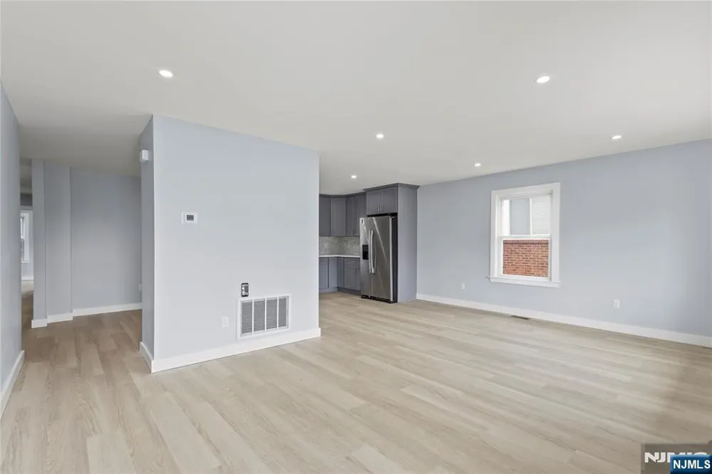 97 Cedar Hill Avenue Belleville, NJ 07109