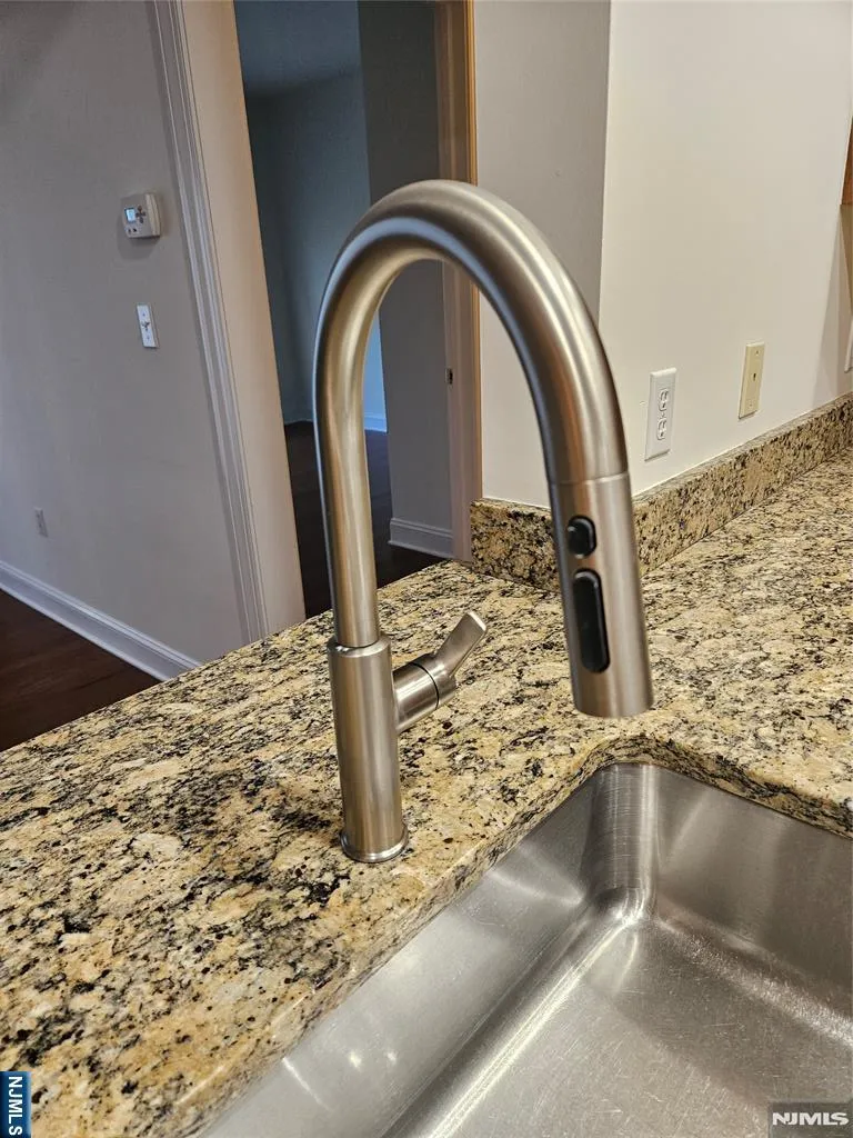 2411 Windsor Park Court Englewood, NJ 07631