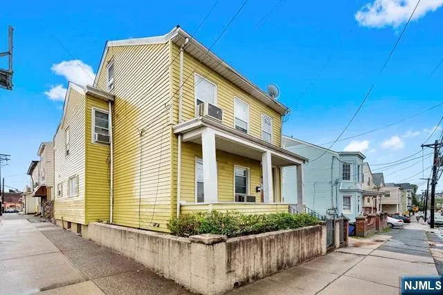 160 5th Avenue Paterson, NJ 07524