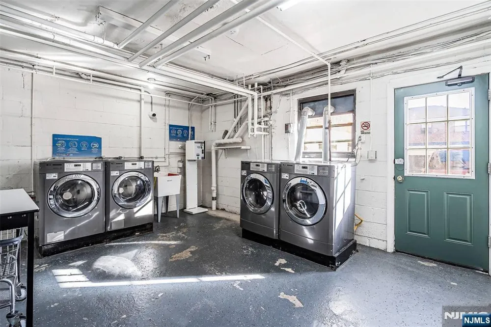 295 Essex Street 295C Hackensack, NJ 07601