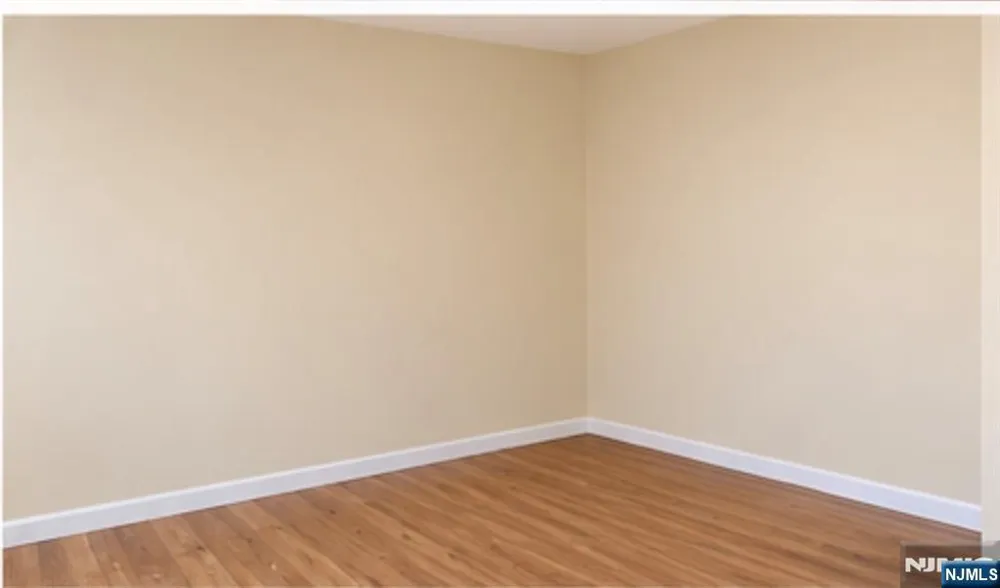 295 Essex Street 295C Hackensack, NJ 07601