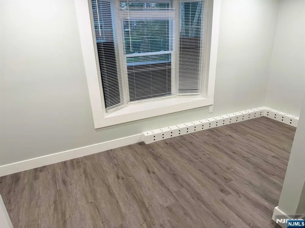 75 Clinton Place 1 Hackensack, NJ 07601