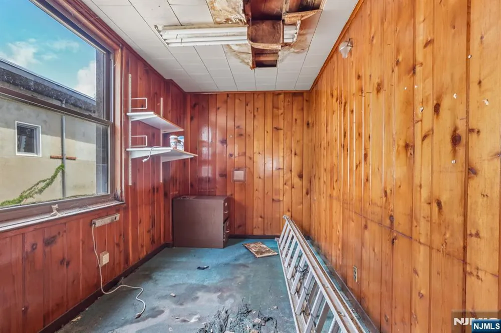 130 Bergen Boulevard Fairview, NJ 07022
