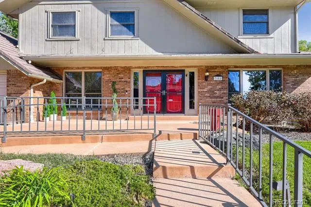 7181 W Morraine Drive Littleton, CO 80128