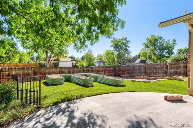 7181 W Morraine Drive Littleton, CO 80128