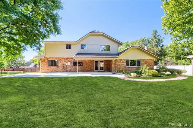 7181 W Morraine Drive Littleton, CO 80128