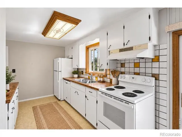 1360 W 6th Avenue Broomfield, CO 80020