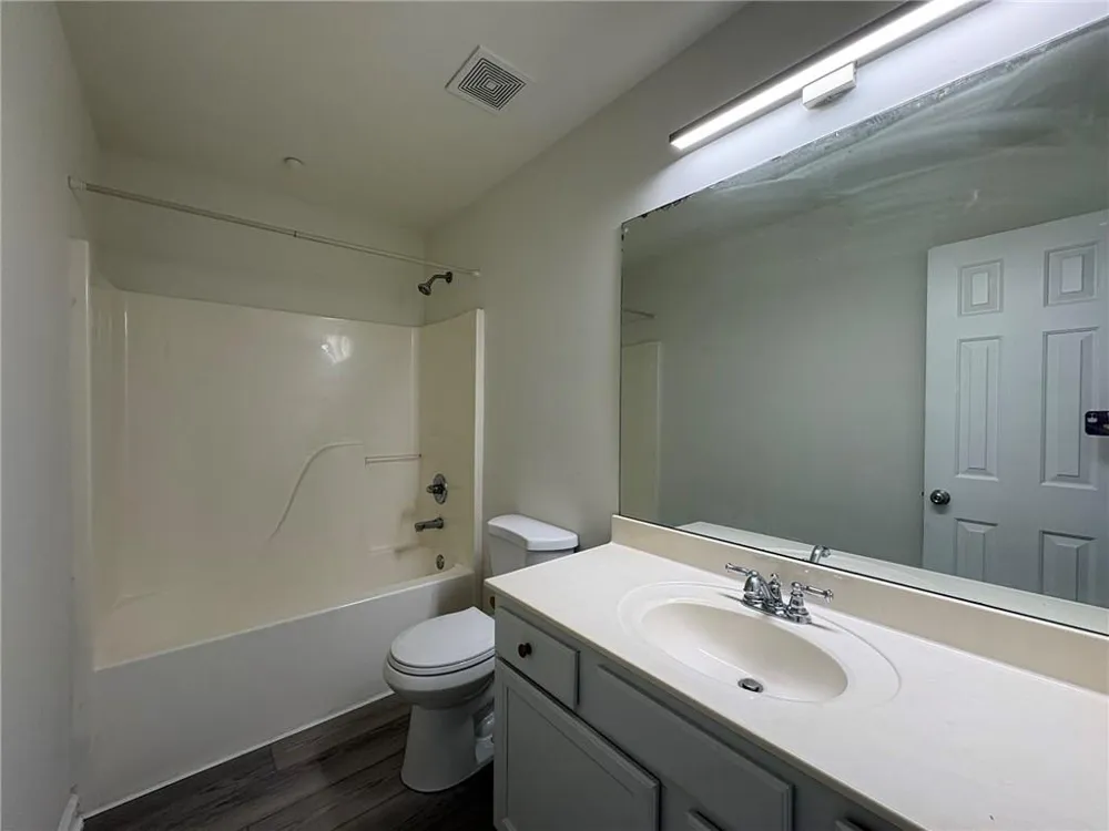 2193 Executive Drive Duluth, GA 30096