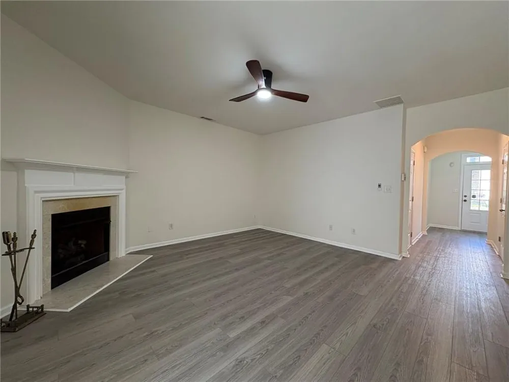 2193 Executive Drive Duluth, GA 30096