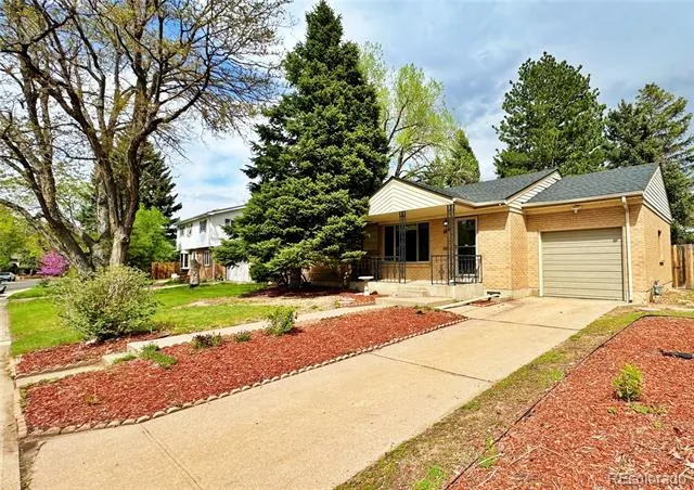 6644 S Race Circle Centennial, CO 80121