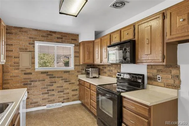 772 S Simms Street Denver, CO 80228