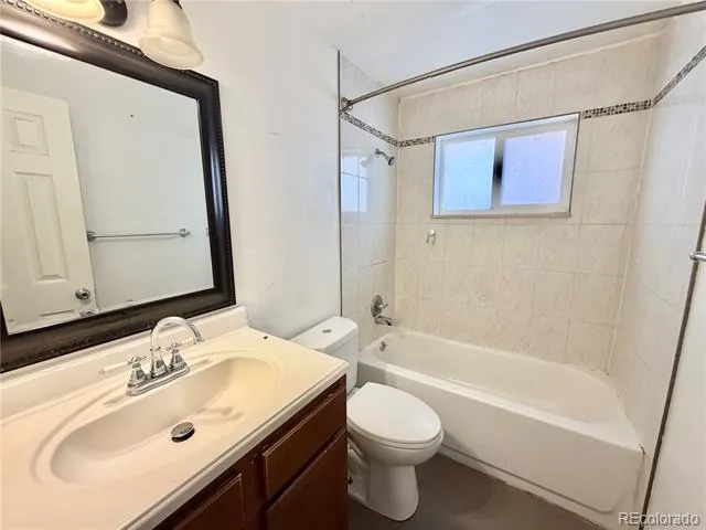 1090 S Eliot Street #101 Denver, CO 80219