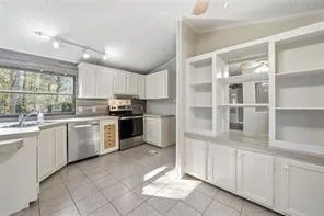 4273 CLARK CIRCLE SE Acworth, GA 30102