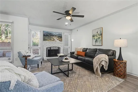 3293 Clairmont North NE