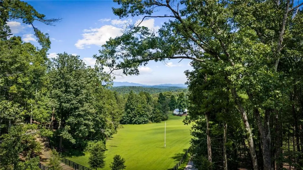 60 Oasis Drive Blue Ridge, GA 30513