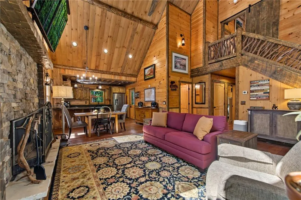 60 Oasis Drive Blue Ridge, GA 30513