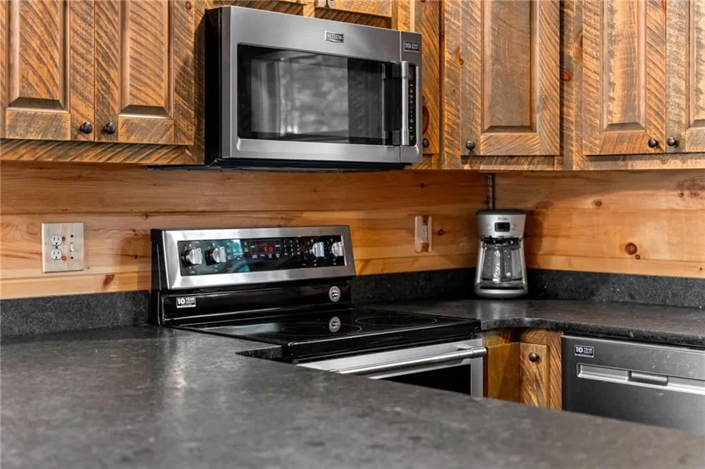 60 Oasis Drive Blue Ridge, GA 30513
