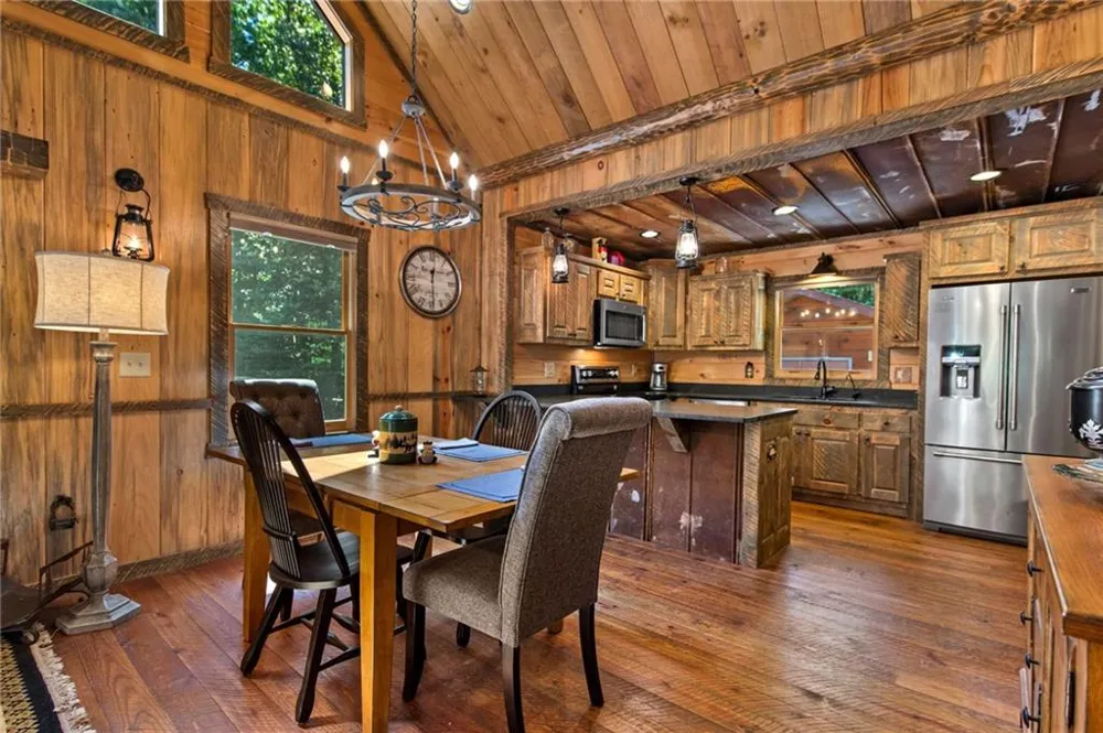 60 Oasis Drive Blue Ridge, GA 30513