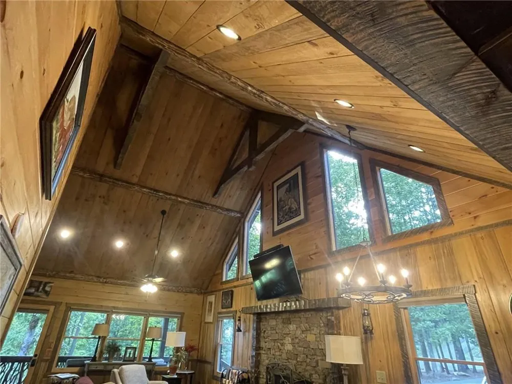 60 Oasis Drive Blue Ridge, GA 30513