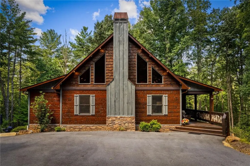 60 Oasis Drive Blue Ridge, GA 30513