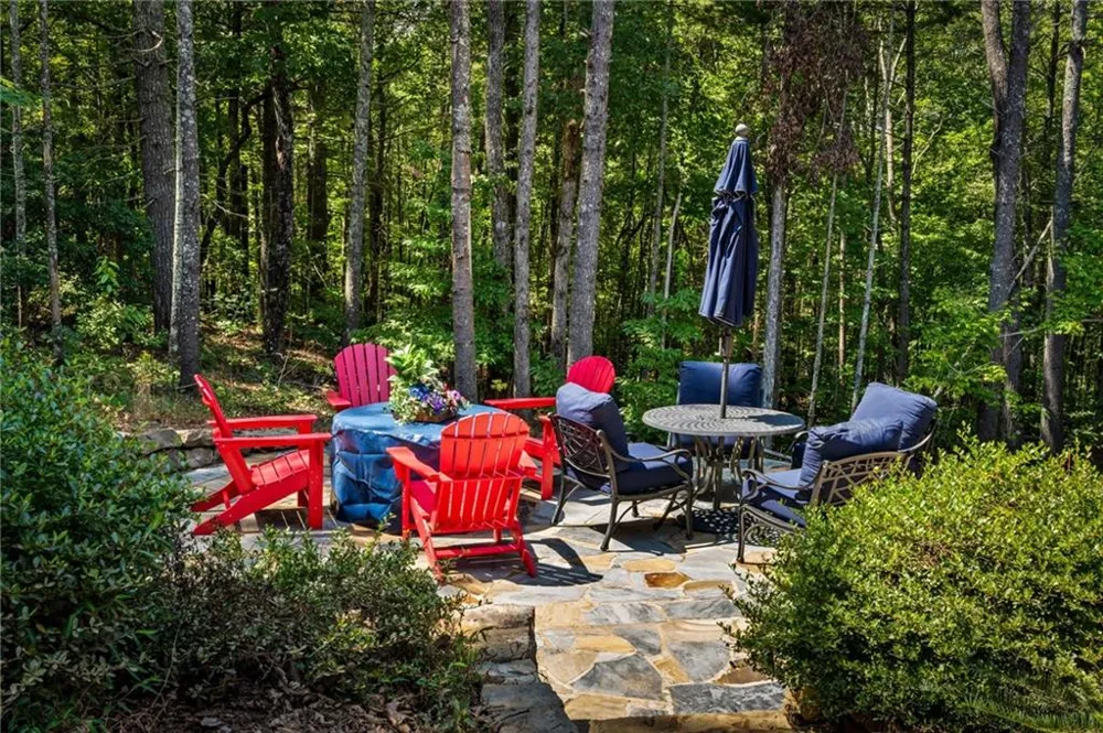 60 Oasis Drive Blue Ridge, GA 30513