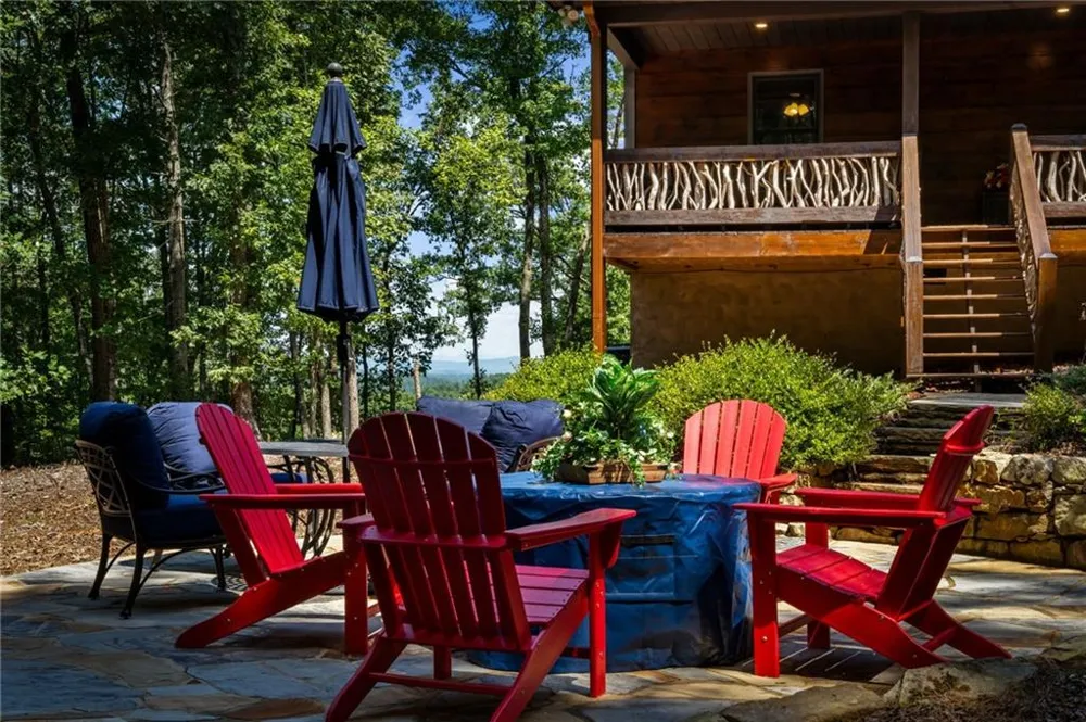 60 Oasis Drive Blue Ridge, GA 30513