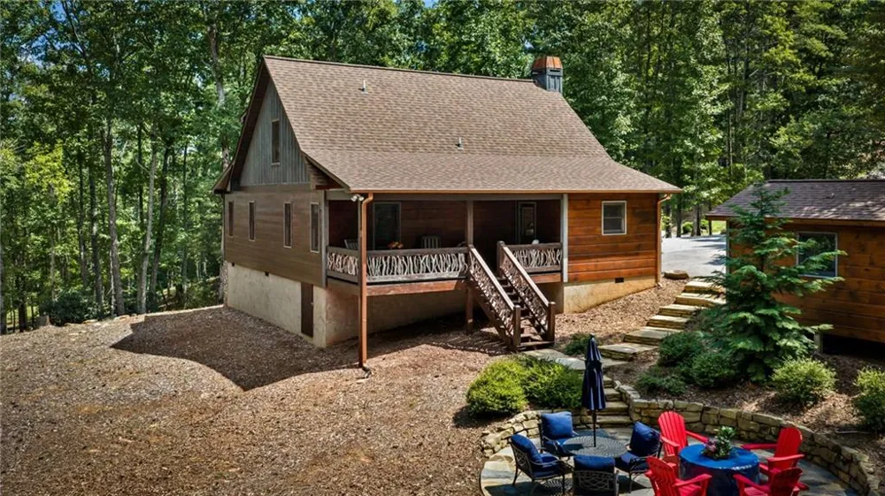 60 Oasis Drive Blue Ridge, GA 30513