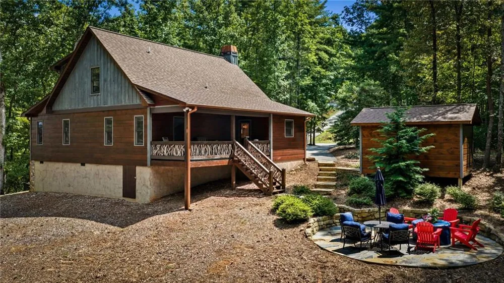 60 Oasis Drive Blue Ridge, GA 30513