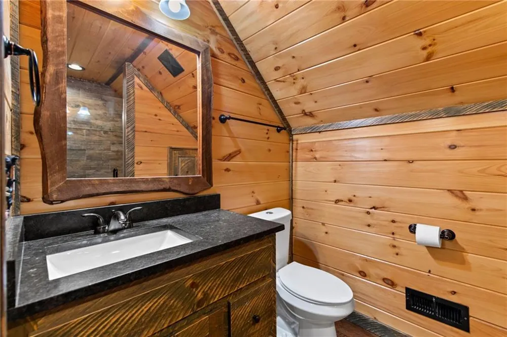 60 Oasis Drive Blue Ridge, GA 30513
