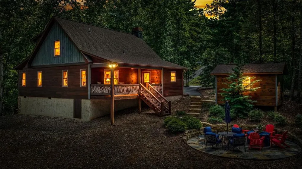 60 Oasis Drive Blue Ridge, GA 30513