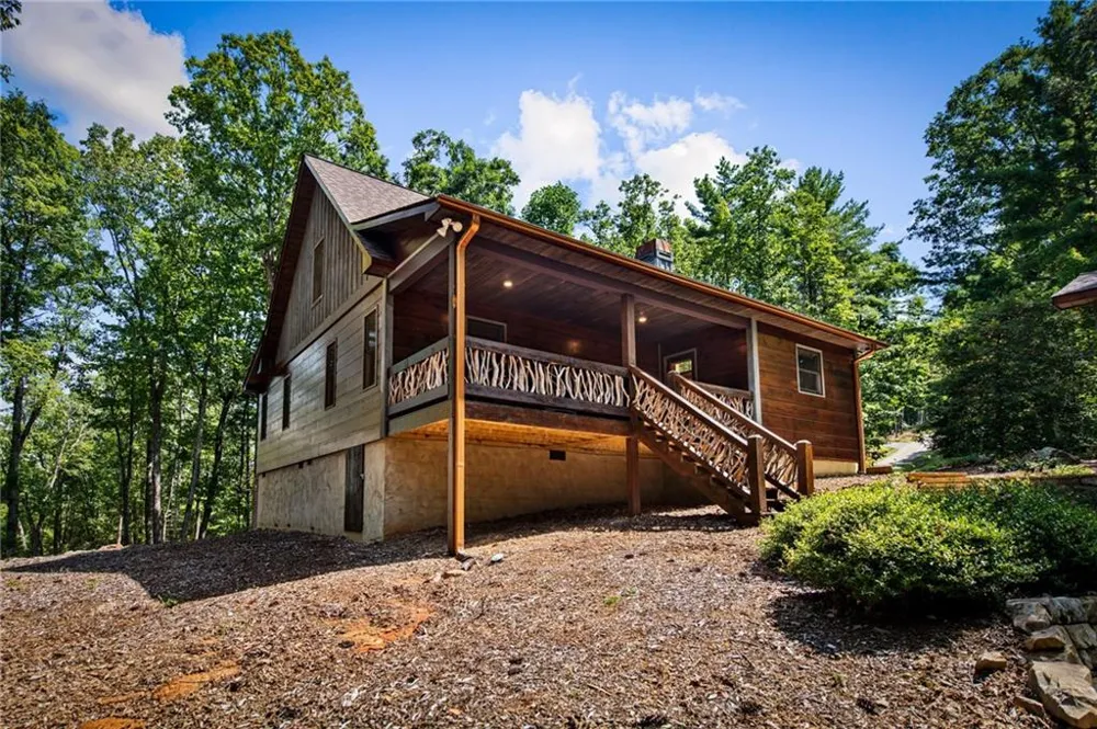 60 Oasis Drive Blue Ridge, GA 30513