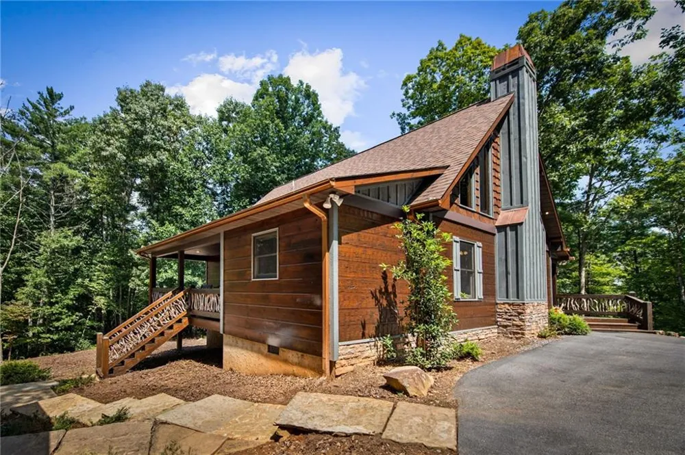 60 Oasis Drive Blue Ridge, GA 30513