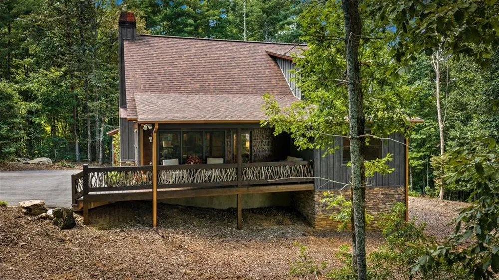 60 Oasis Drive Blue Ridge, GA 30513