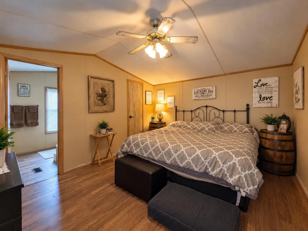 1343 County Road 2925 Colmesneil, TX 75938