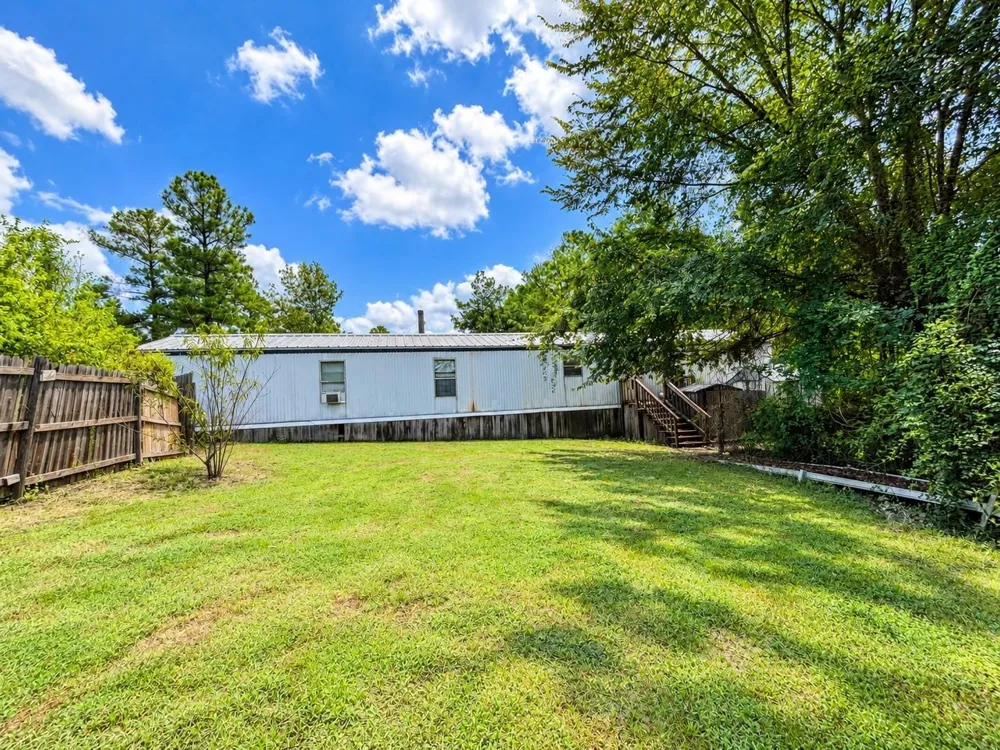 1343 County Road 2925 Colmesneil, TX 75938