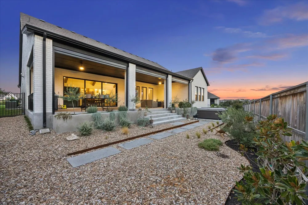 437 Trabuco Bend Liberty Hill, TX 78642