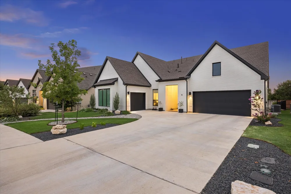 437 Trabuco Bend Liberty Hill, TX 78642