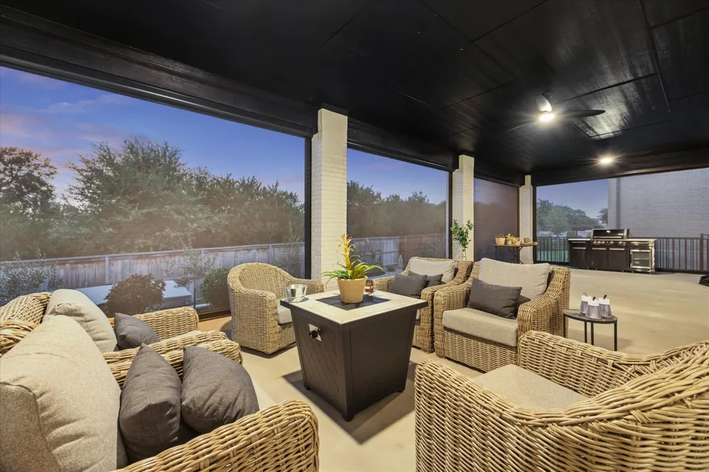 437 Trabuco Bend Liberty Hill, TX 78642
