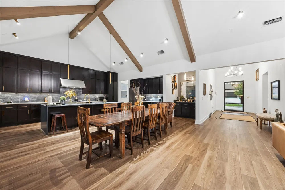 437 Trabuco Bend Liberty Hill, TX 78642