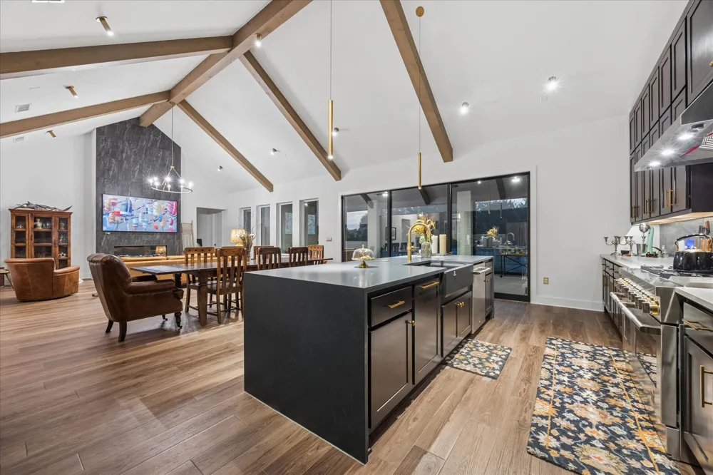 437 Trabuco Bend Liberty Hill, TX 78642