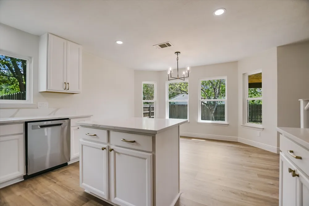 2116 Milan Drive Cedar Park, TX 78613