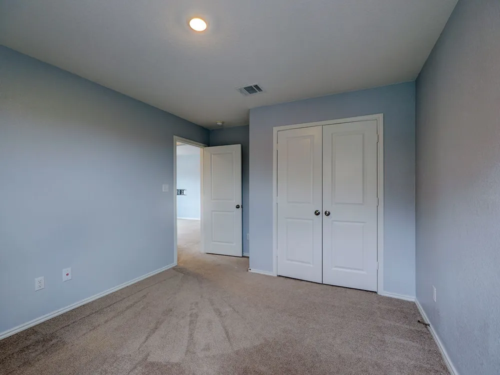1716 FRONTENAC STREET Leander, TX 78641
