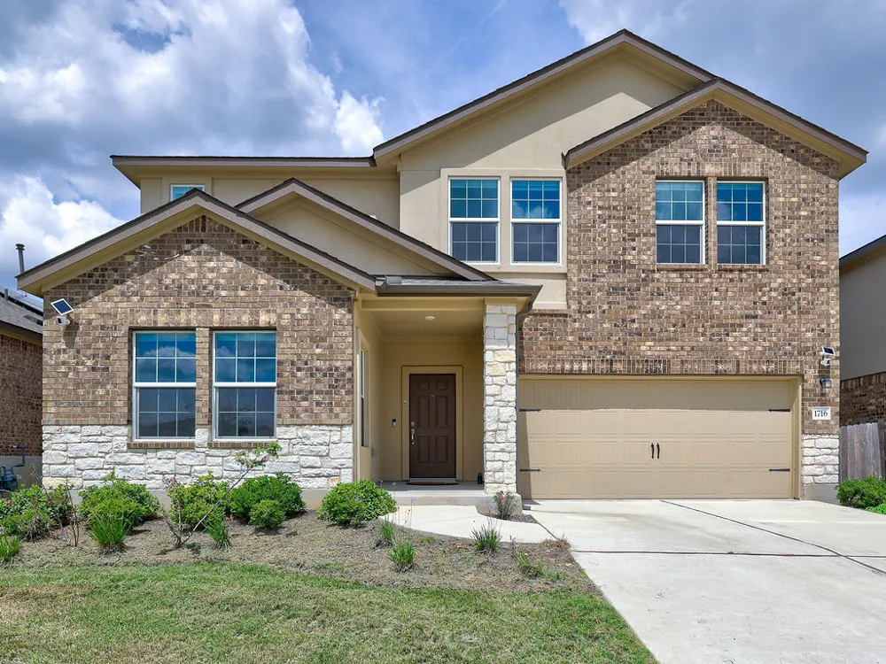 1716 FRONTENAC STREET Leander, TX 78641