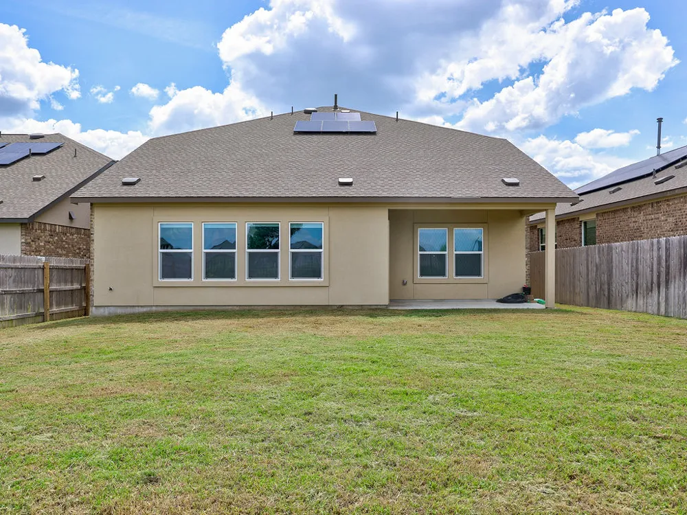 1716 FRONTENAC STREET Leander, TX 78641