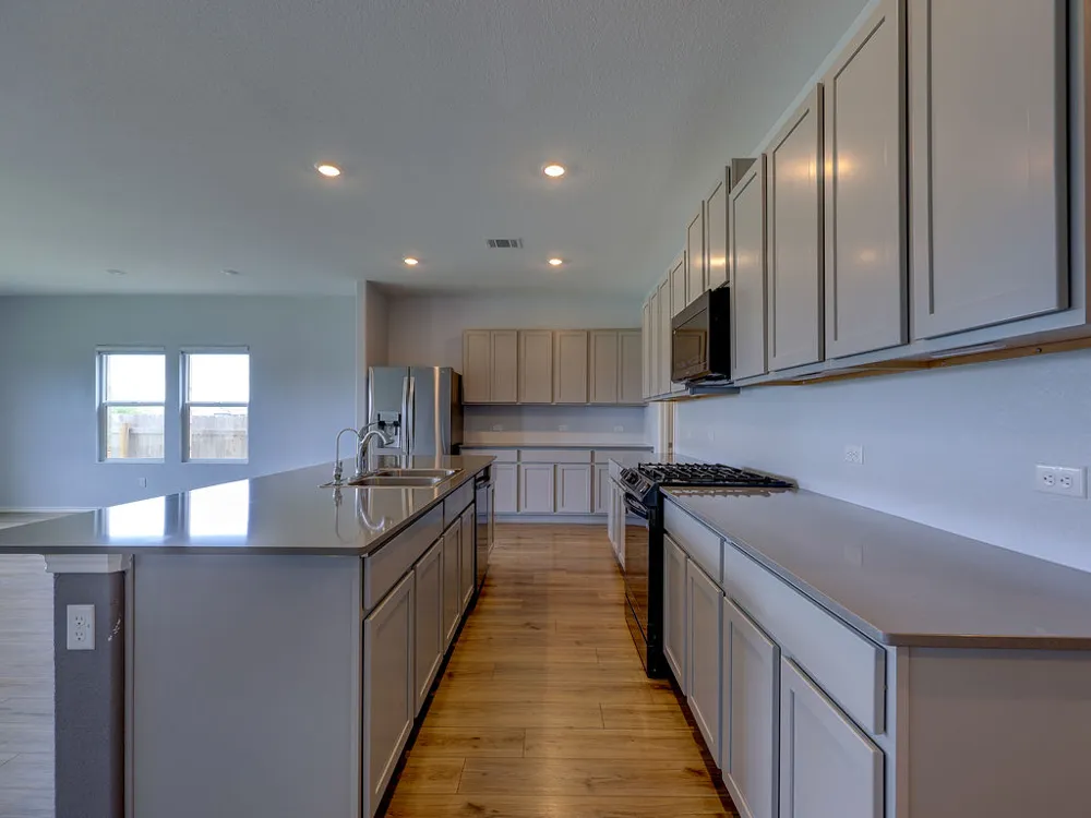 1716 FRONTENAC STREET Leander, TX 78641