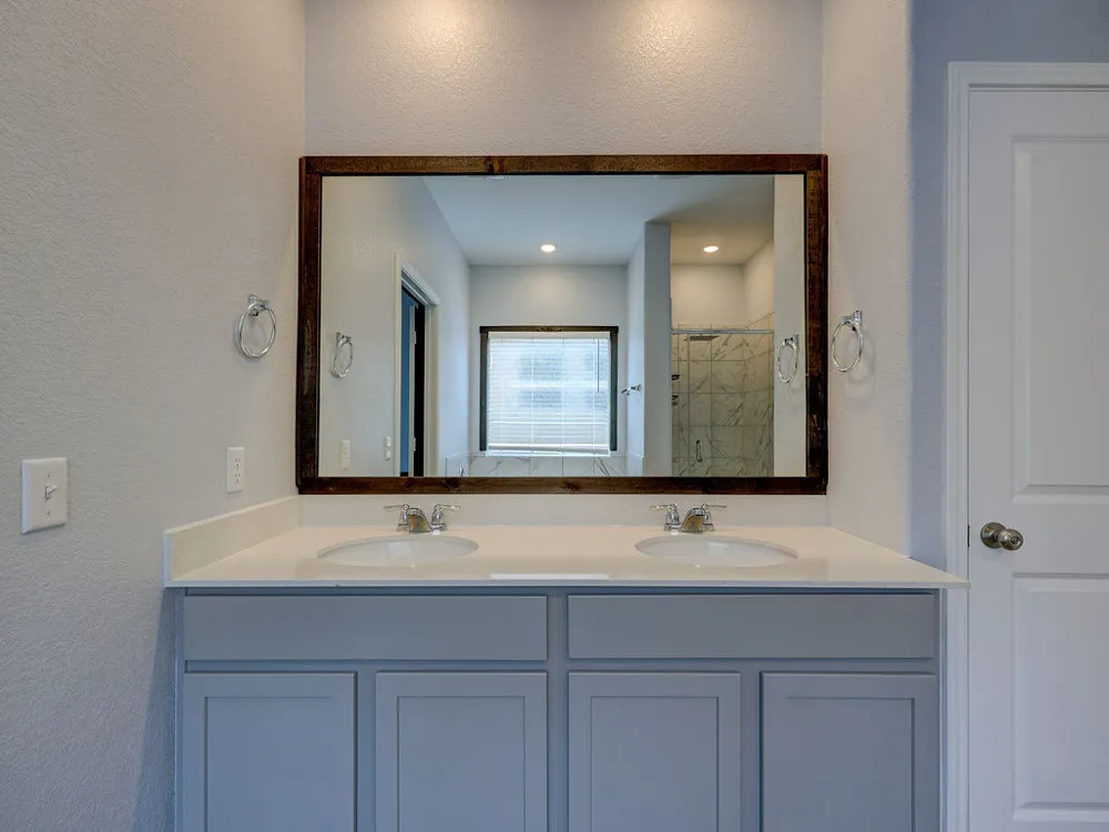 1716 FRONTENAC STREET Leander, TX 78641