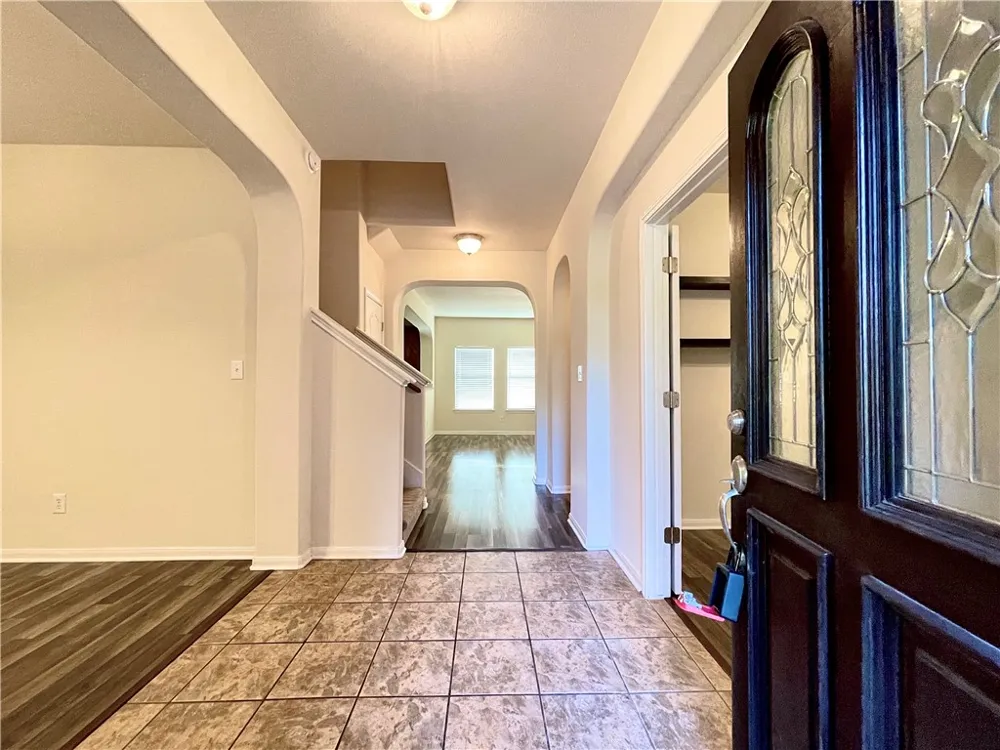 906 Mesquite Hollow Place Round Rock, TX 78665