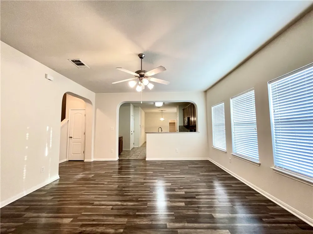 906 Mesquite Hollow Place Round Rock, TX 78665